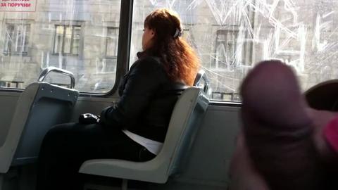 30598